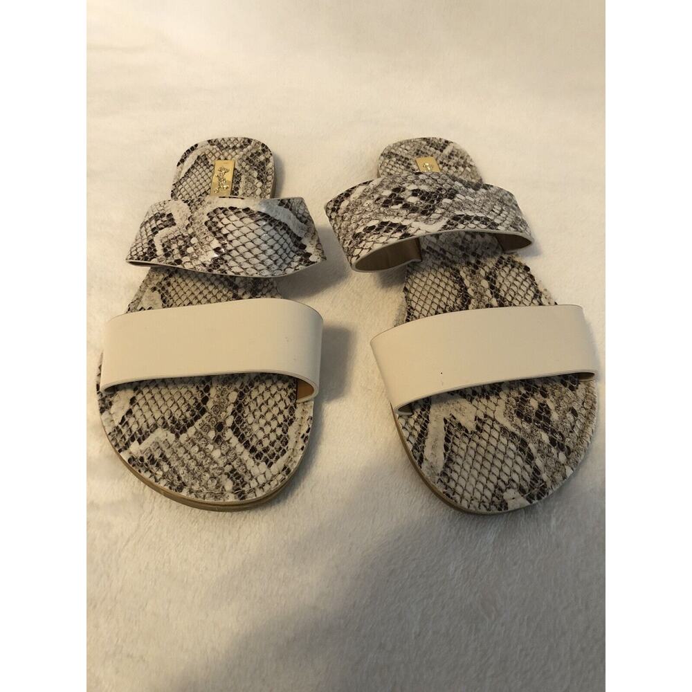 Qupid Womens Sandal Size 9 Double Strap Slide Animal Print Flat Cottagecore Mule - Picture 3 of 10